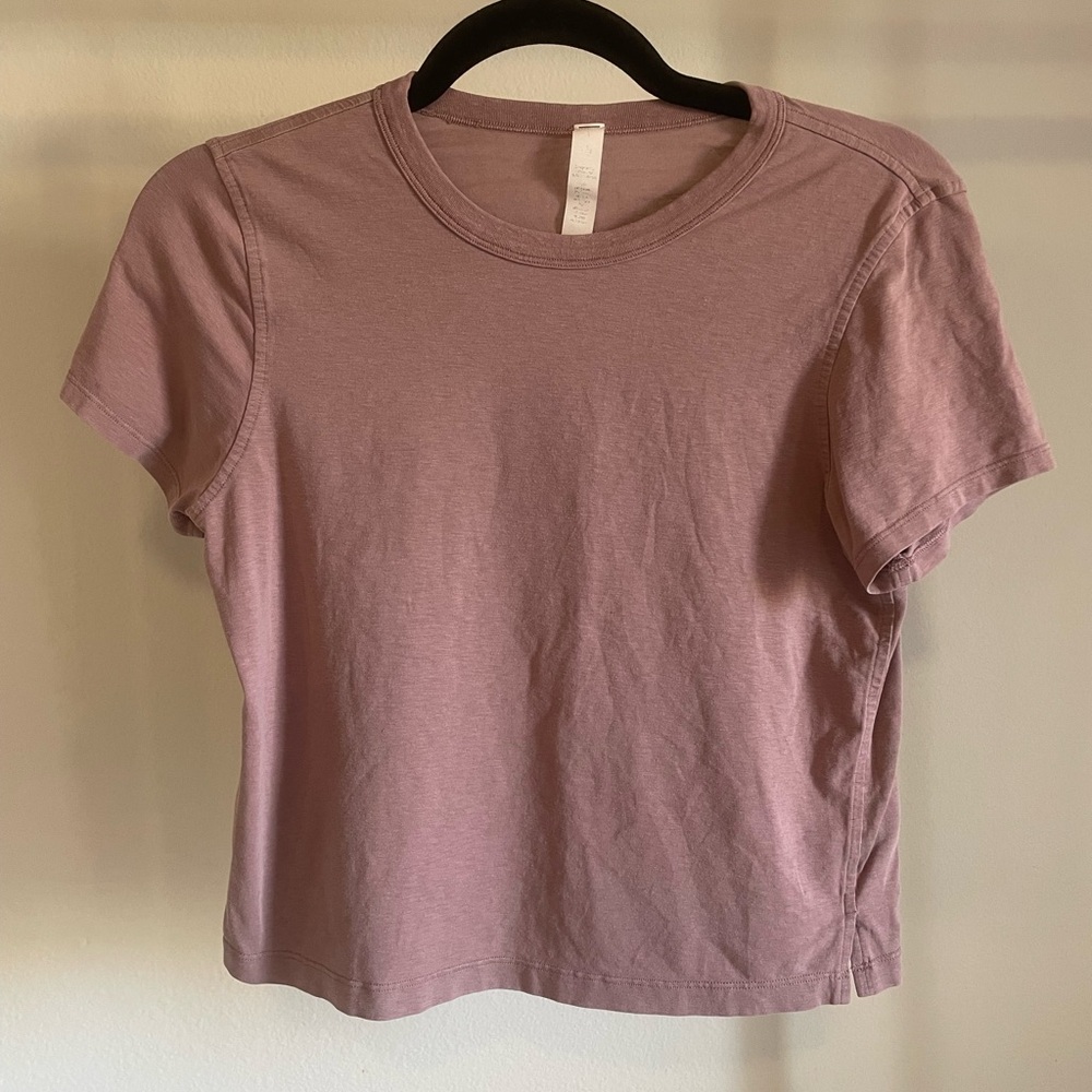 lululemon athletica Mauve Crop Fitted Short Sleeve T-Shirt